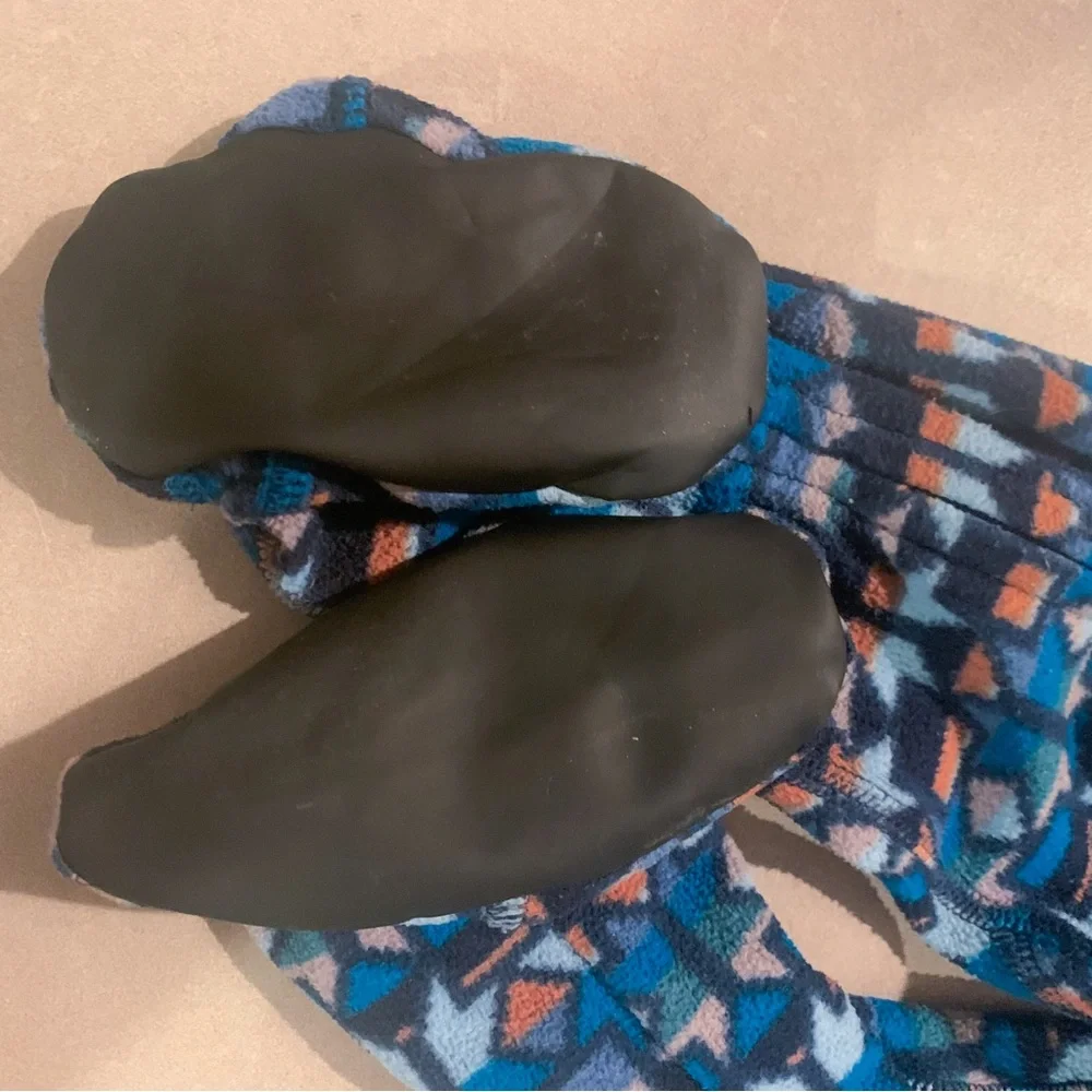 Patagonia Toddler Micro D® Fleece Onesie Bunting - Picture 4 of 5